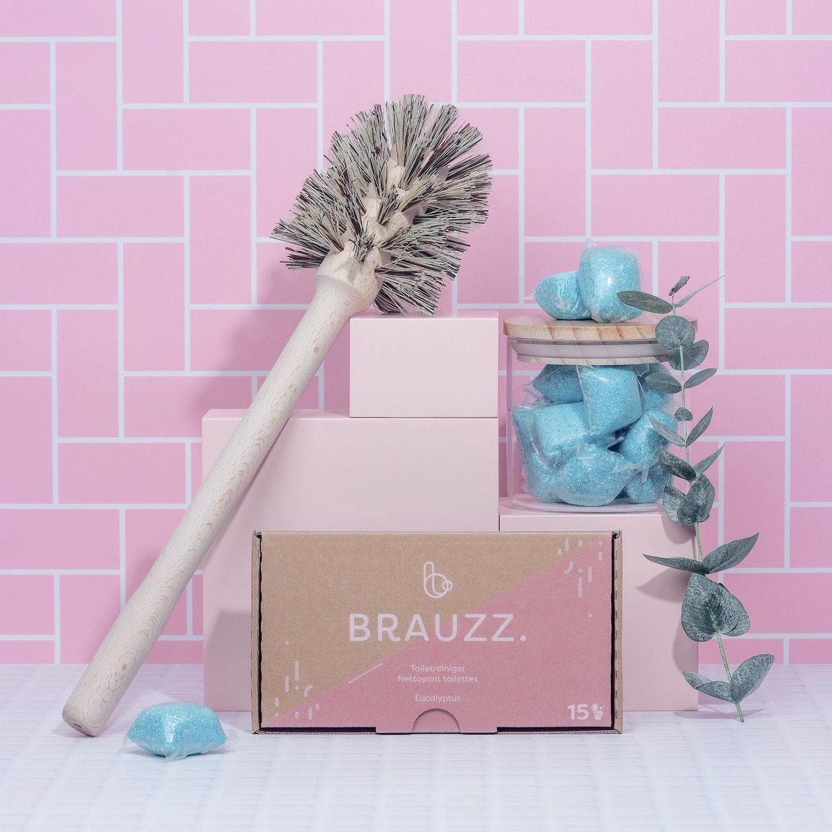 Brauzz Toiletreiniger Capsules (15 stuks) toiletborstel doosje en capsule