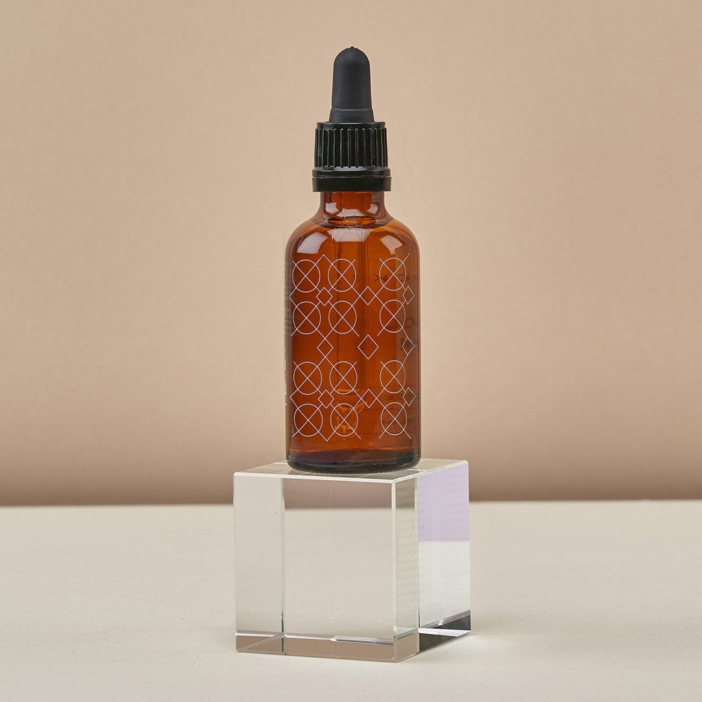 Junglück Retinol Serum (50 ml) flesje op sokkel