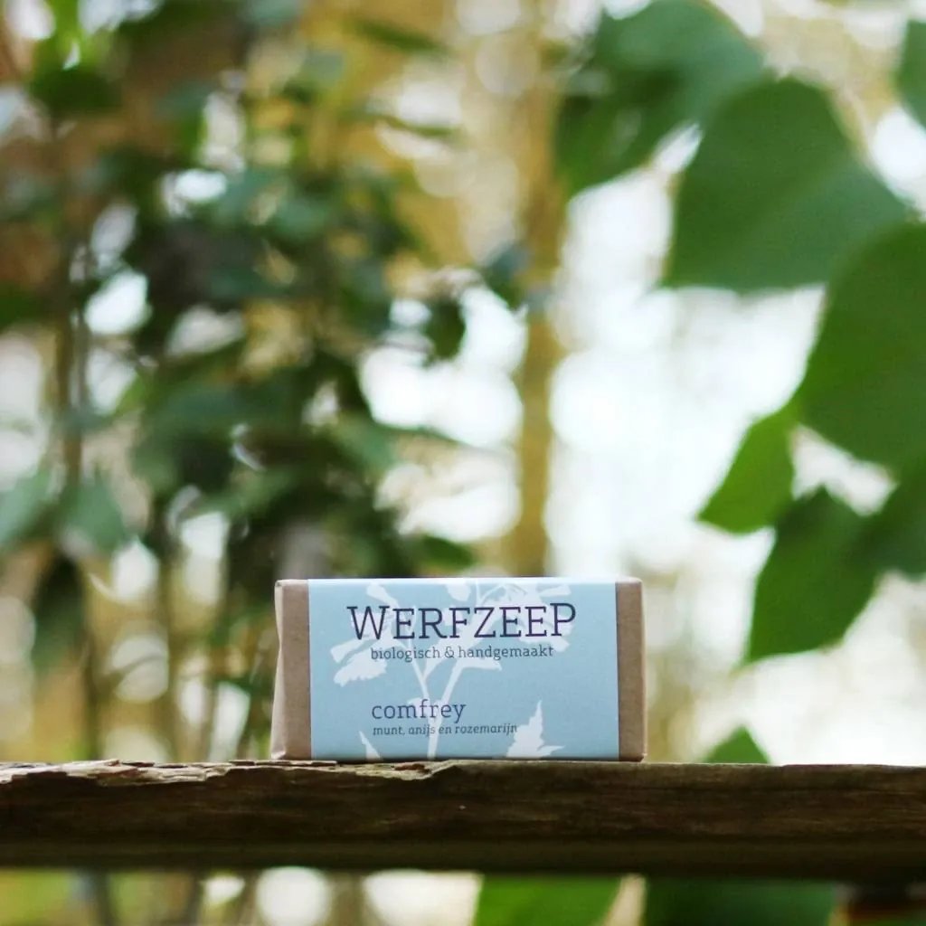 Werfzeep - Comfreyzeep buiten