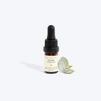 Smells Like Spells Natuurlijke Etherische Olie Blend KVASIR flesje met bloem