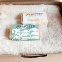 Werfzeep Badpakket zeepjes en handdoek in doos
