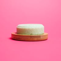 Shampoo bar bamboe zeepschaaltje met zeepje van zijkant