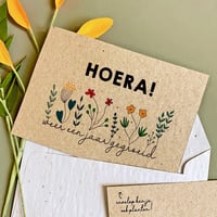 Bloom Your Message Bloeikaart Gerecycled Papier met Bijvriendelijke Bloemenzaden Hoera