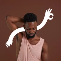 Nuud Natuurlijke Deodorant Persoon Sfeerbeeld 1