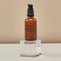 Junglück Hyaluron Nachtcrème (50 ml) flesje op sokkel