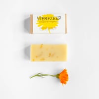 Werfzeep - Calendulazeep met verpakking en bloem