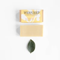 Werfzeep - Karitézeep met blad en verpakking