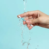 LastSwab Basic - Herbruikbaar Wattenstaafje onder de kraan