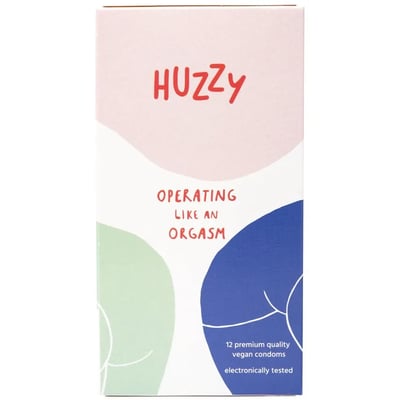 Huzzy condooms voorkant verpakking